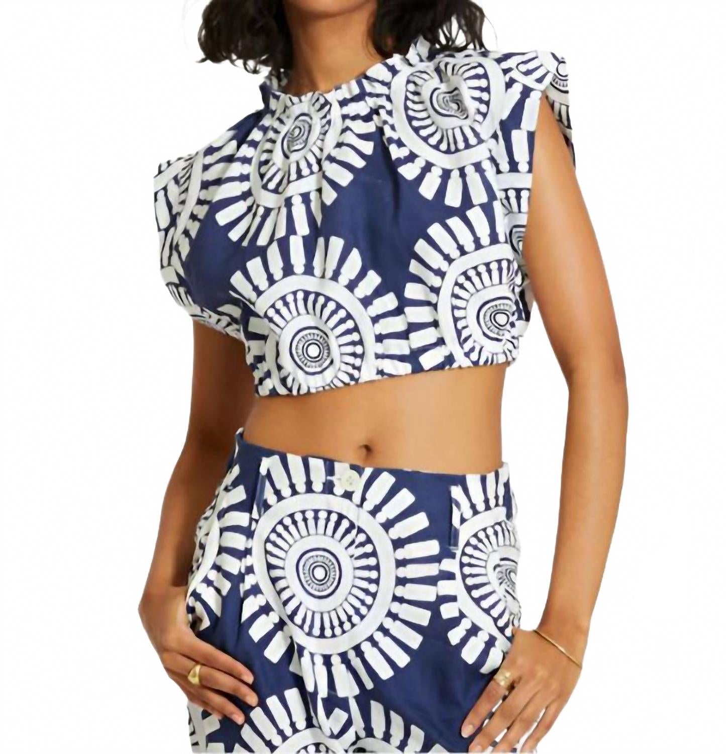 Мюли Muna с защипами укороченный топ в цвете Зейна Нави LEMLEM, темно-синий
Мюли Muna с защипами укороченный топ в цвете Зейна Нави LEMLEM, темно-синий