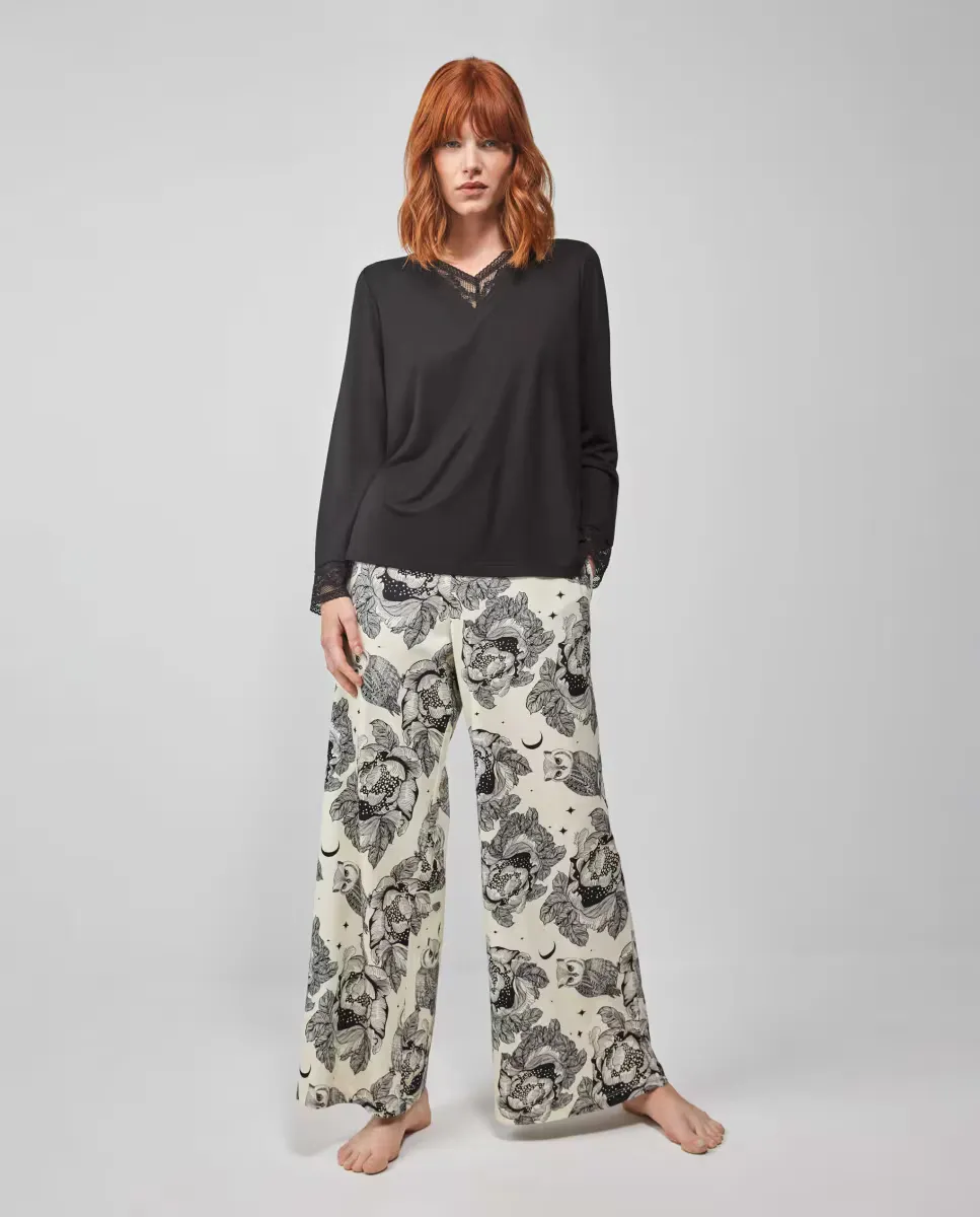 Женская длинная пижама с однотонной футболкой и брюками с принтом Gisela, чёрный
Женская длинная пижама с однотонной футболкой и брюками с принтом Gisela, чёрный
