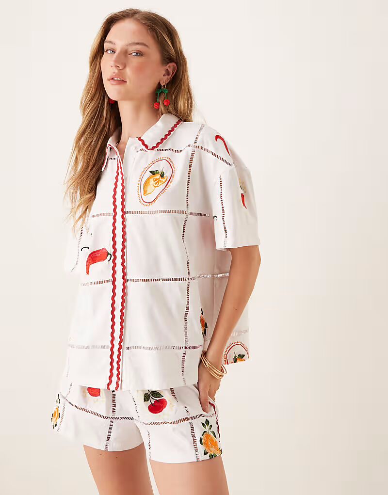 Рубашка из рикрака в комплекте с летней вышивкой Asos Design, белый
Рубашка из рикрака в комплекте с летней вышивкой Asos Design, белый