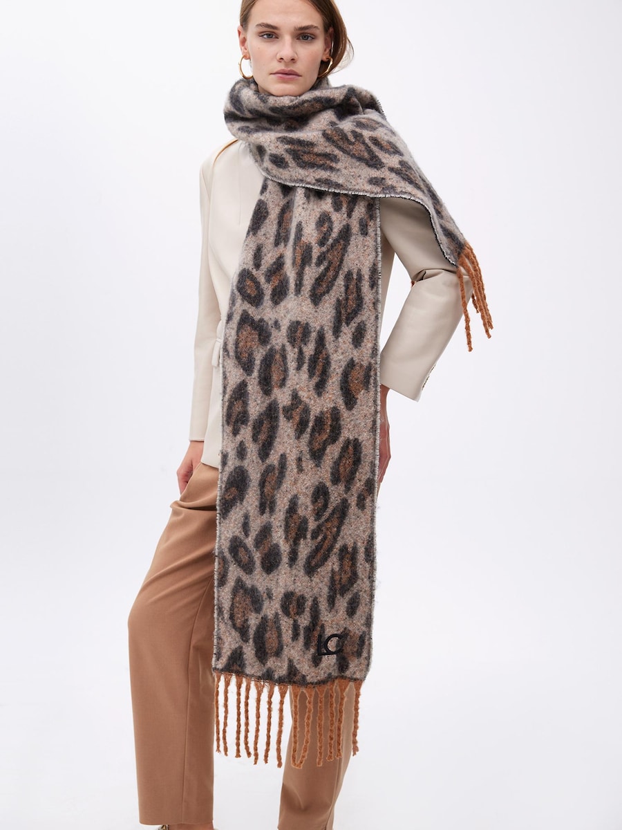 Шарф Lola Casademunt, экрю
Шарф Lola Casademunt, экрю