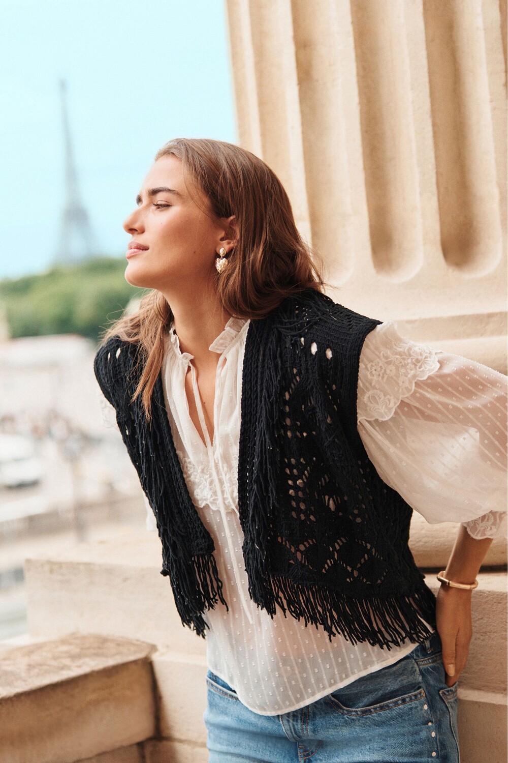 Жилет с бахромой, связанный ажурным швом Next, черный
Жилет с бахромой, связанный ажурным швом Next, черный