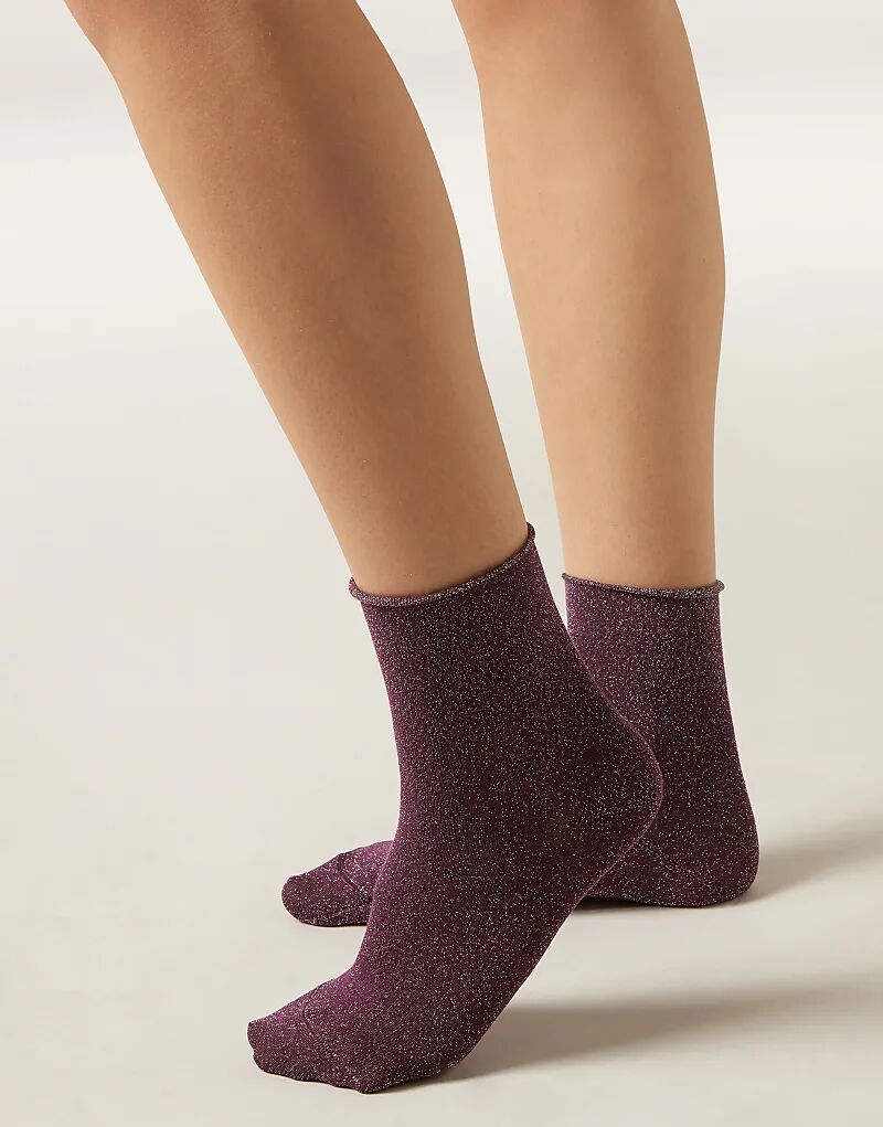 Блестящие носки Calzedonia в цвете «фиолетово-сливовый»
Блестящие носки Calzedonia в цвете «фиолетово-сливовый»
