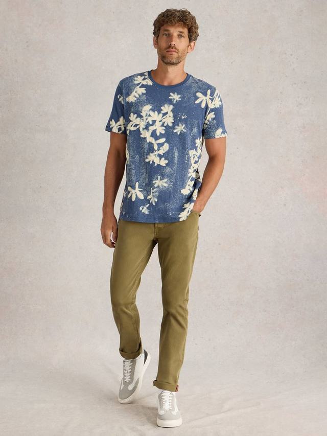 Хлопчатобумажная футболка обычного кроя с цветочным принтом White Stuff, темно-синий/разноцветный
Хлопчатобумажная футболка обычного кроя с цветочным принтом White Stuff, темно-синий/разноцветный