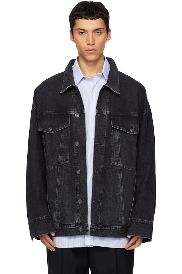 Agolde Черная джинсовая куртка Уэйна
Agolde Черная джинсовая куртка Уэйна