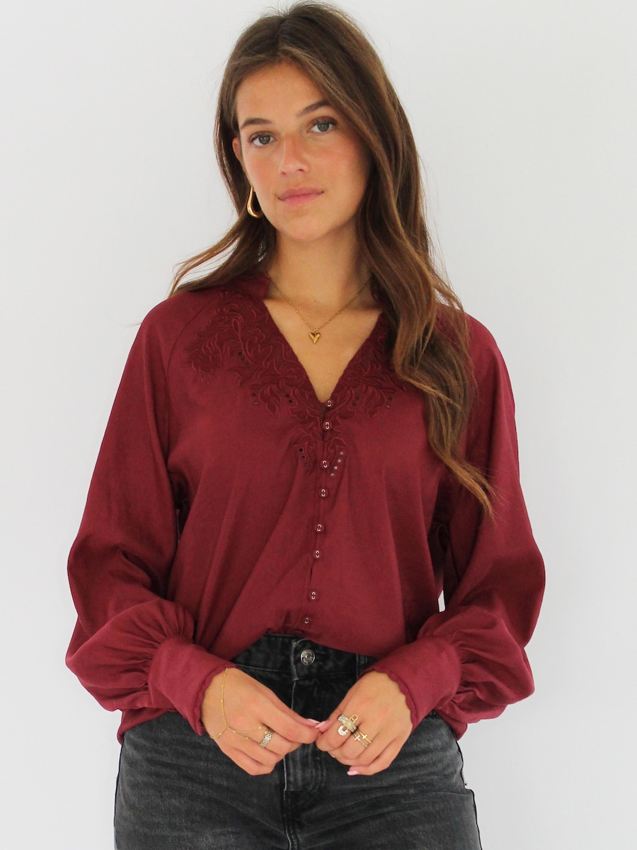 Блуза Honnête Atelier Cloe, бургундия
Блуза Honnête Atelier Cloe, бургундия