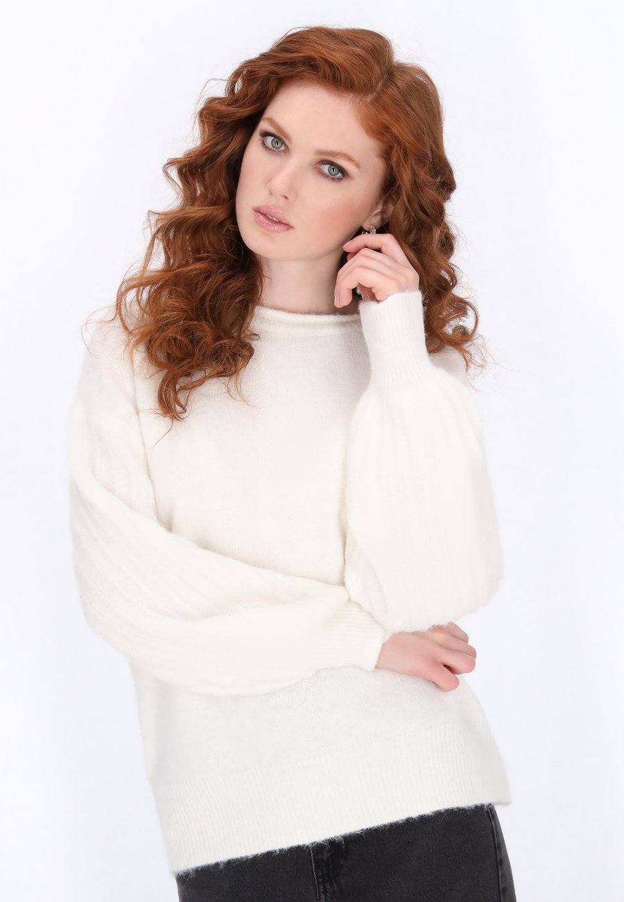 Джемпер DreiMaster Jumper, Offwhite/Off-White
Джемпер DreiMaster Jumper, Offwhite/Off-White