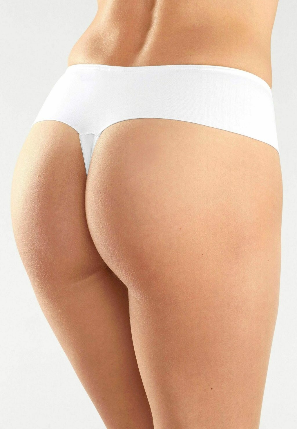 Трусы FORMSTRING LASCANA, белый
Трусы FORMSTRING LASCANA, белый