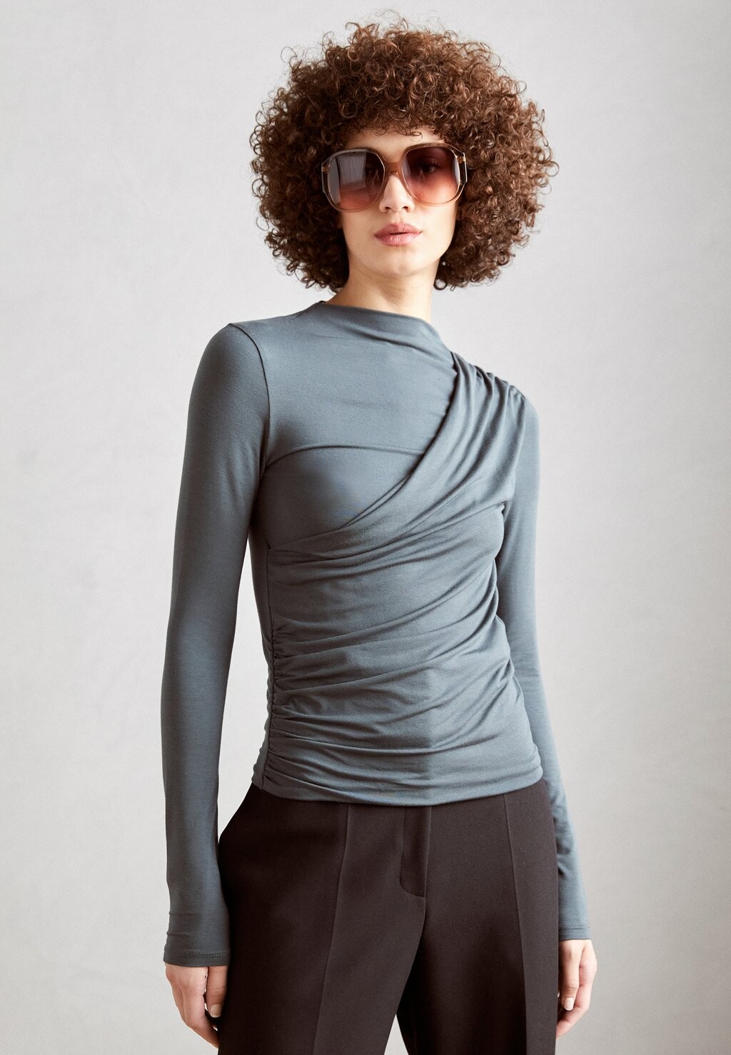 Рубашка с длинным рукавом Anna Field, цвет dark grey
Рубашка с длинным рукавом Anna Field, цвет dark grey