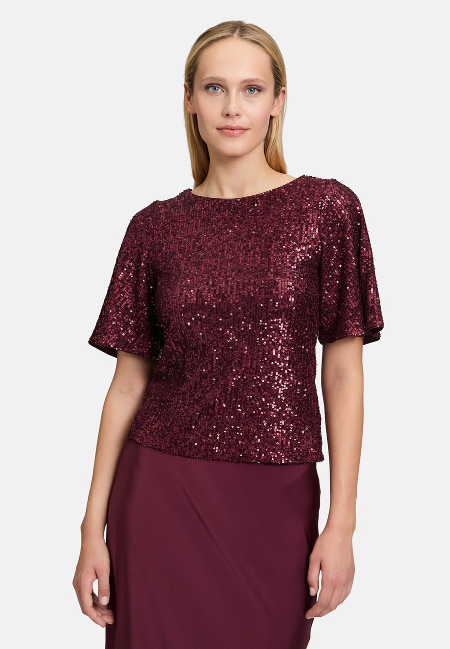 Блуза Vera Mont PAILLETTEN MIT FLÜGELÄRMELN, Deep Dahlia/Red
Блуза Vera Mont PAILLETTEN MIT FLÜGELÄRMELN, Deep Dahlia/Red