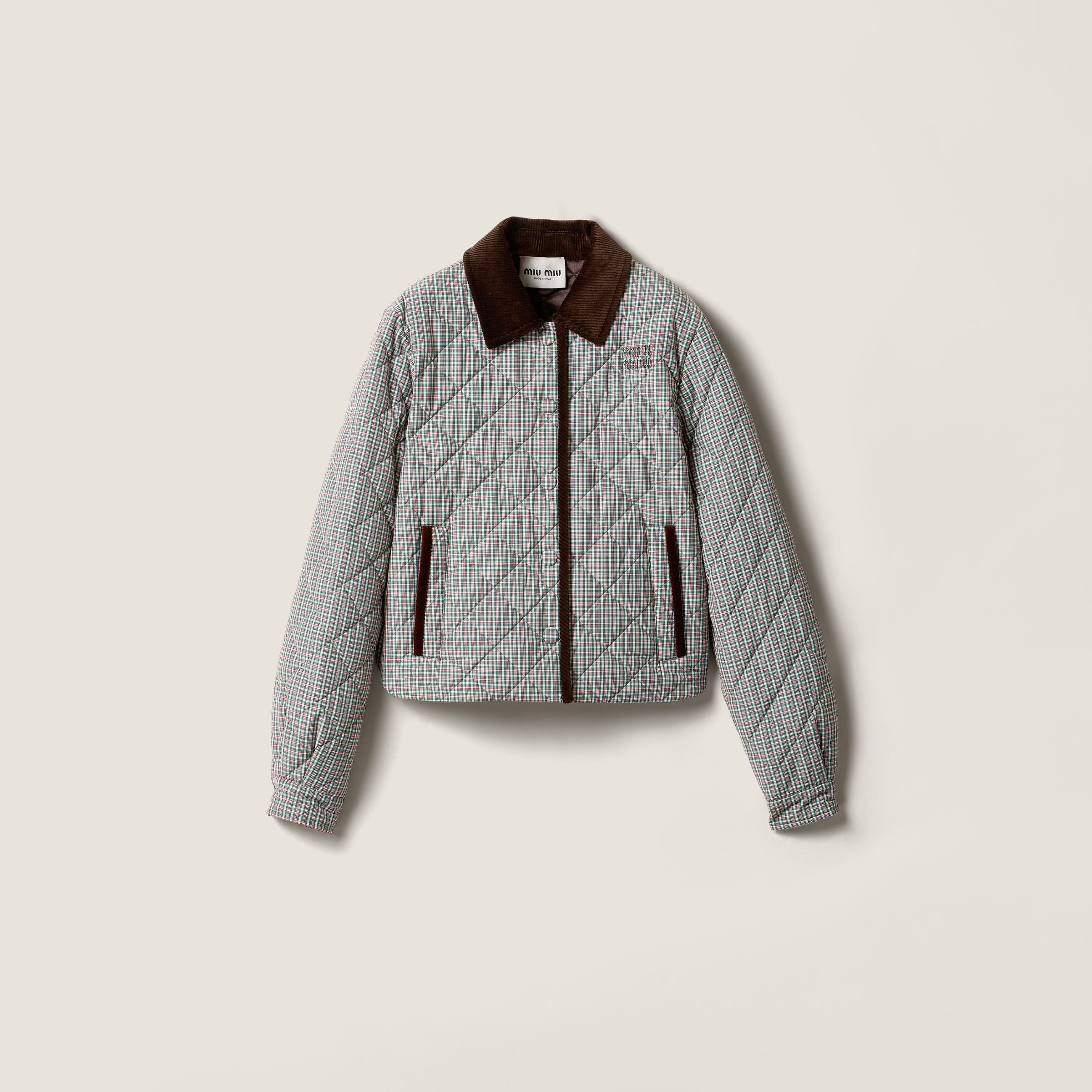 Стеганый блузон из технической ткани в клетку MIU MIU, бутылочно-зеленый/белый
Стеганый блузон из технической ткани в клетку MIU MIU, бутылочно-зеленый/белый