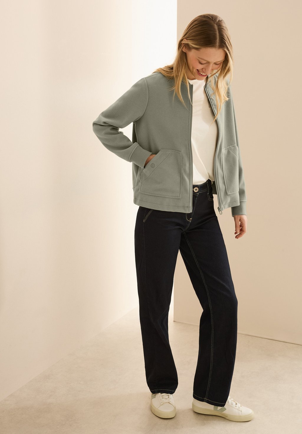 Куртка-бомбер Cecil, хаки
Куртка-бомбер Cecil, хаки