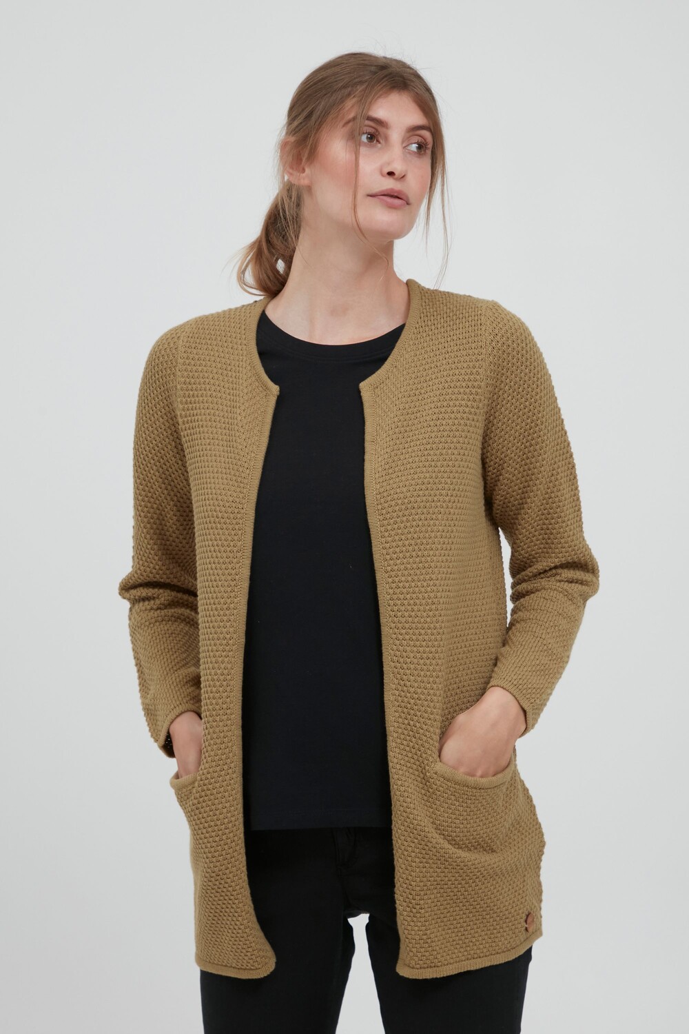 Кардиган Oxmo Strickjacke, натуральный
Кардиган Oxmo Strickjacke, натуральный