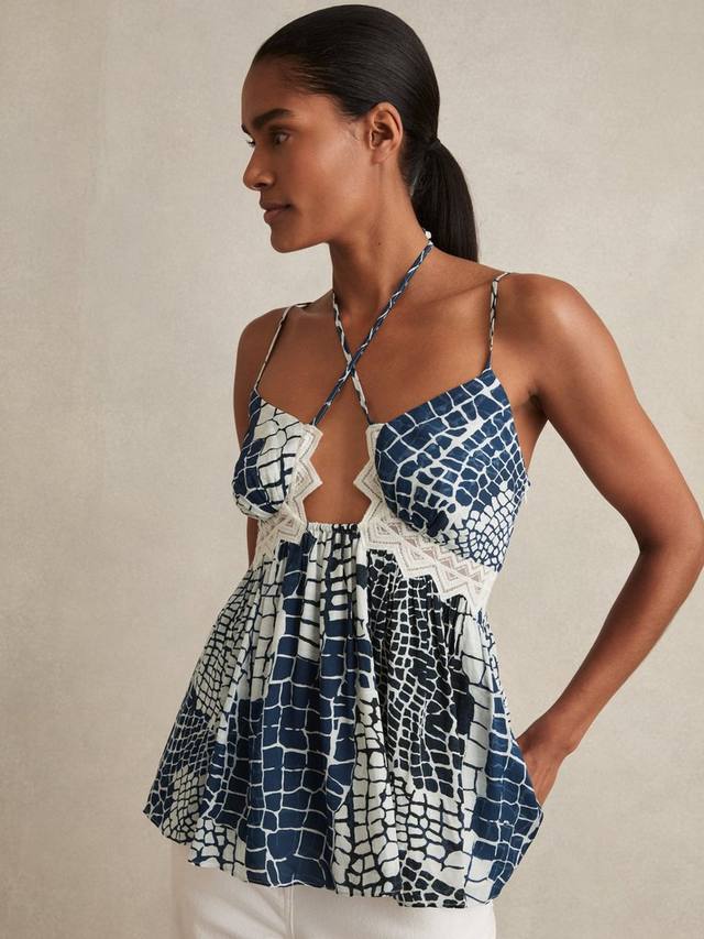 Топ-ками Estella с кружевной отделкой и принтом под животный мир Reiss, Blue/Multi
Топ-ками Estella с кружевной отделкой и принтом под животный мир Reiss, Blue/Multi