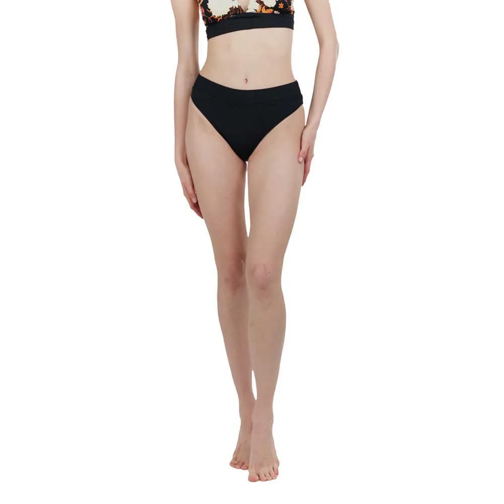 Низ бикини Fundango Sahara Mid Waist Full, черный 
Низ бикини Fundango Sahara Mid Waist Full, черный