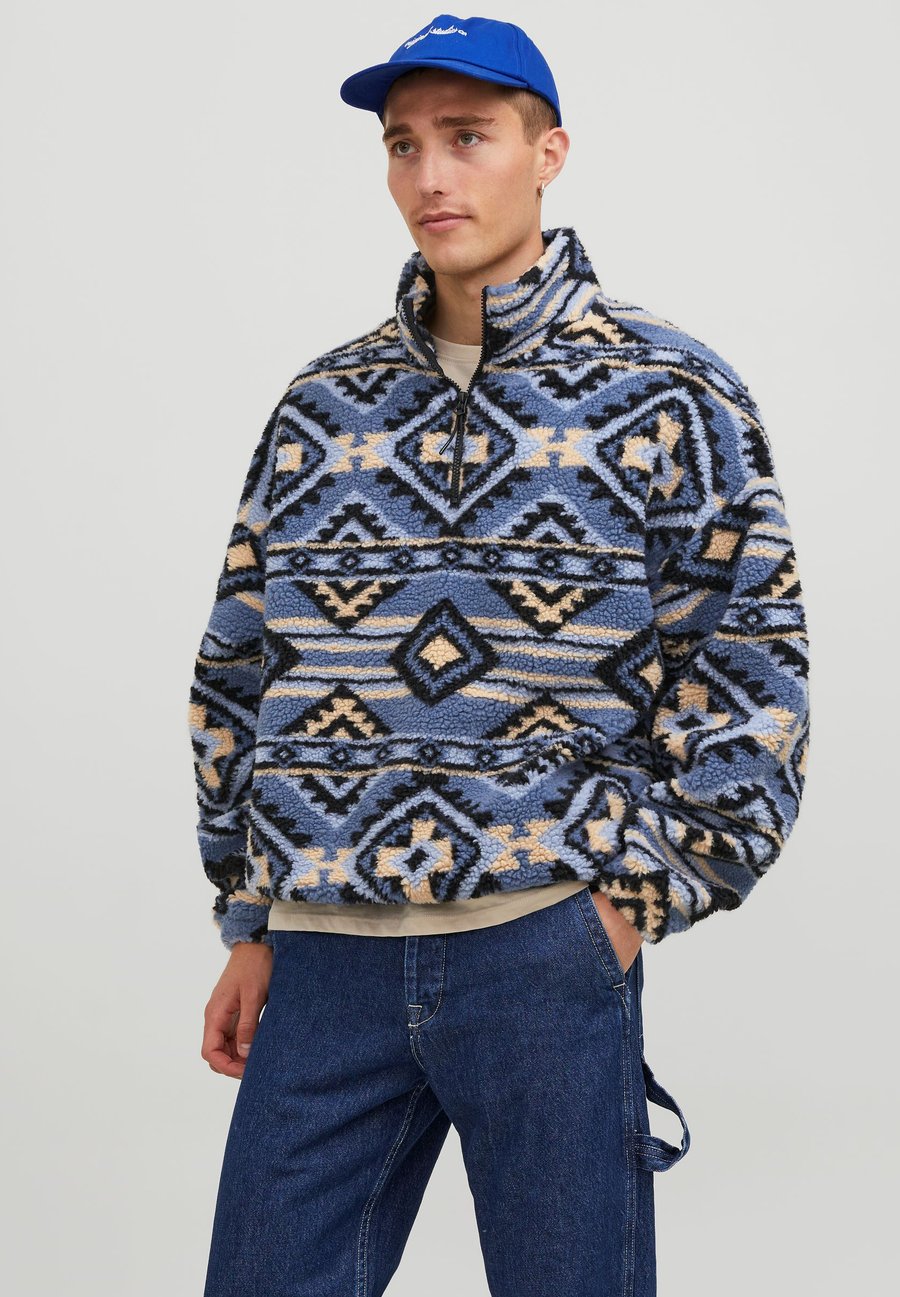 Флисовая куртка Jack & Jones JORDIAMOND , Ashley Blue/Blue
Флисовая куртка Jack & Jones JORDIAMOND , Ashley Blue/Blue