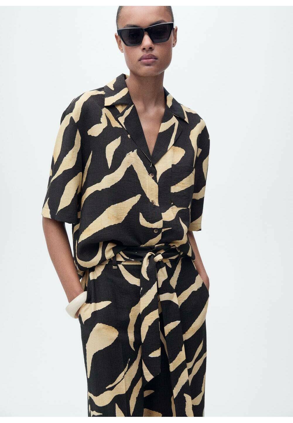 Брюки PLUMAS Mango, черный
Брюки PLUMAS Mango, черный