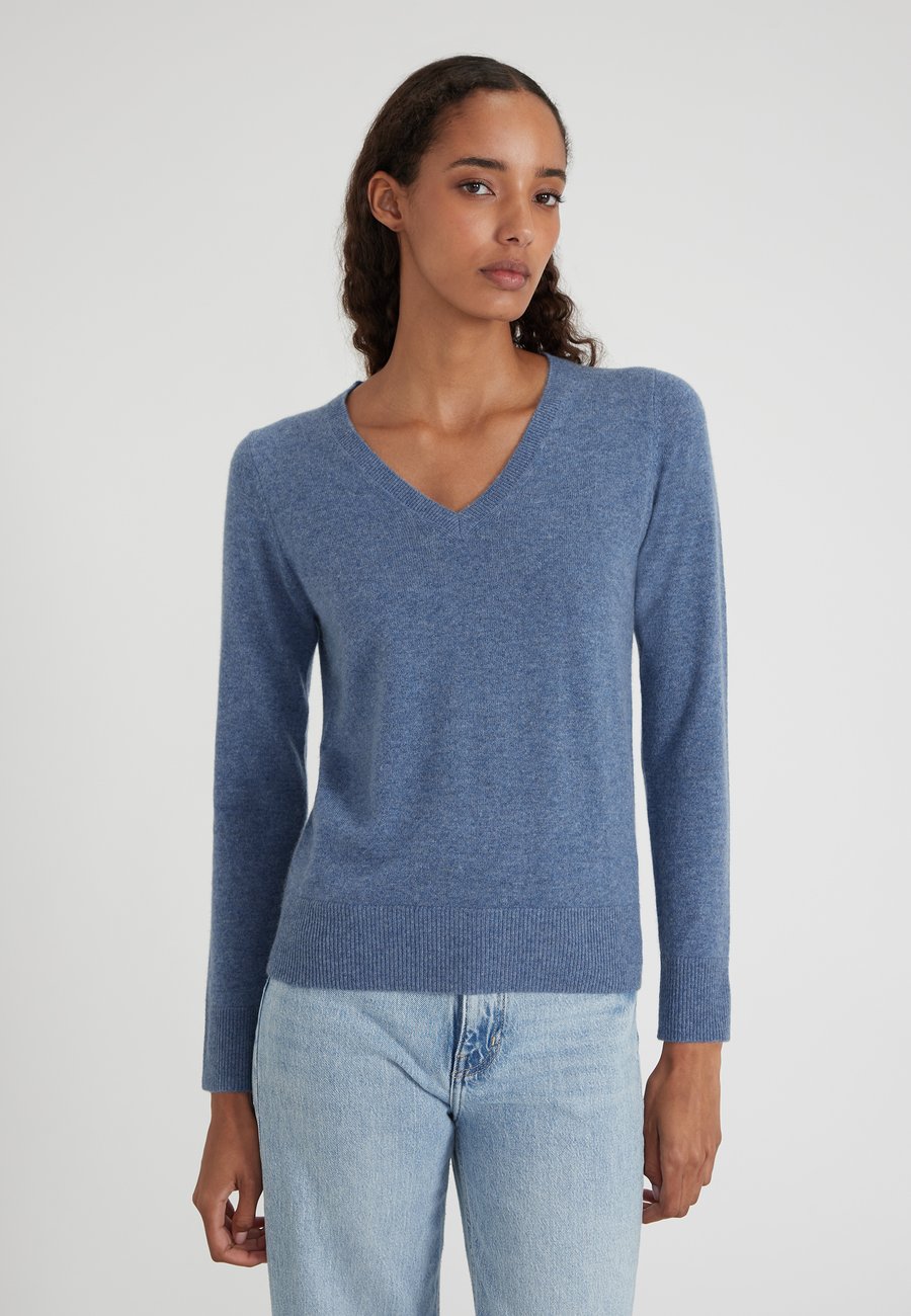 Джемпер Style Republic KASCH-MIR V-NECK JUMPER, Blue Melange/Blue
Джемпер Style Republic KASCH-MIR V-NECK JUMPER, Blue Melange/Blue