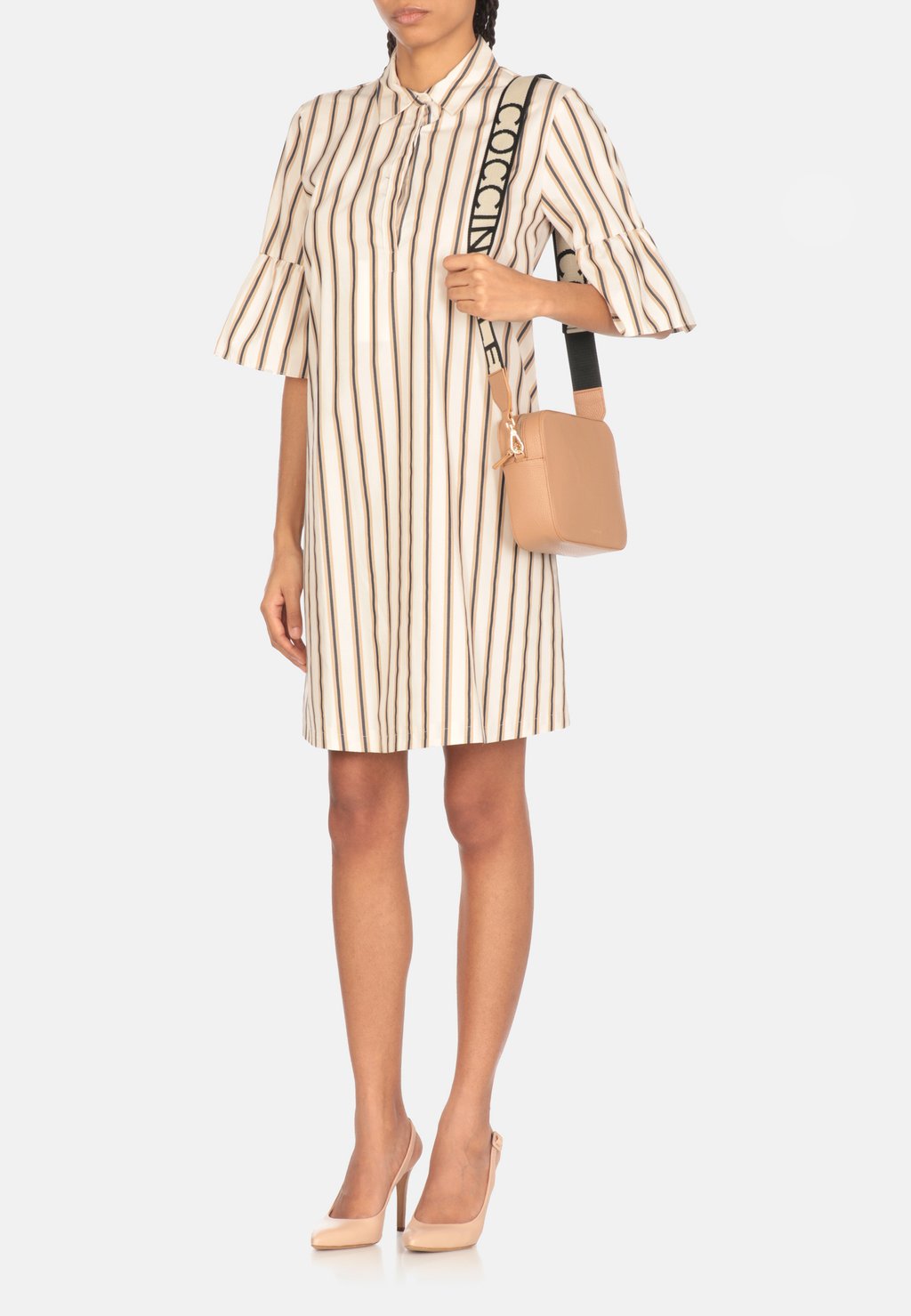 Сумка через плечо Across body bag Coccinelle, бежевый
Сумка через плечо Across body bag Coccinelle, бежевый