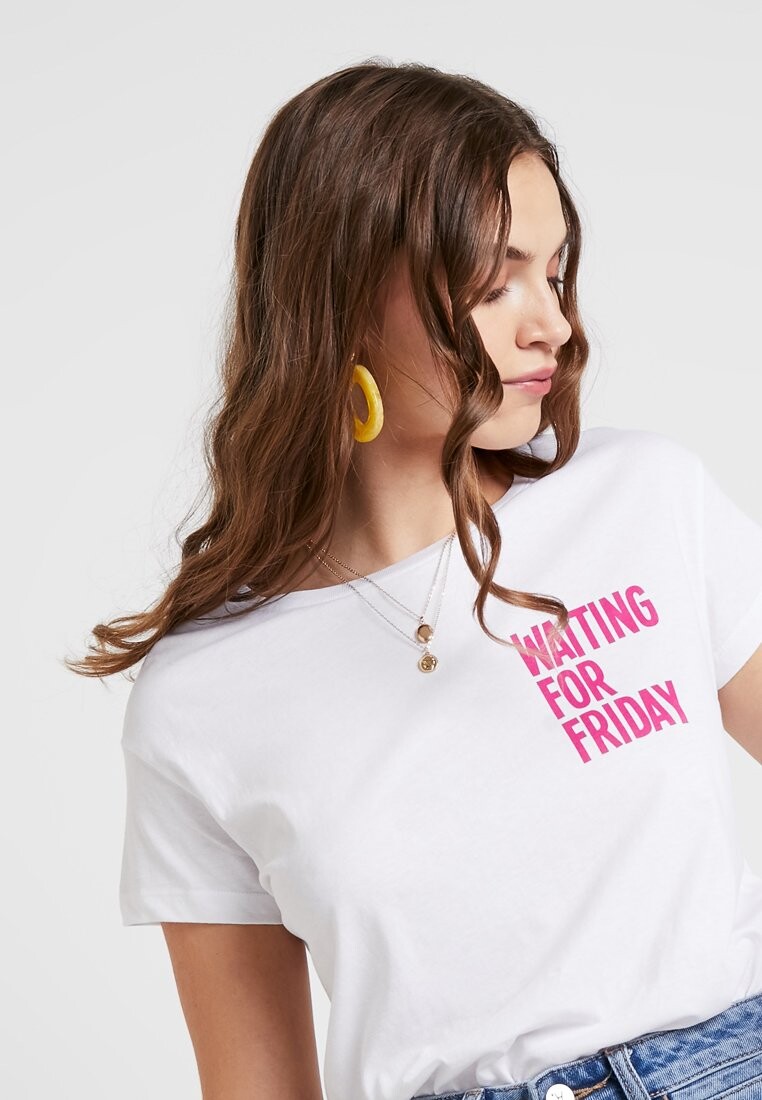 Футболка с принтом Ladies Waiting For Friday Box Tee Mister Tee, белый
Футболка с принтом Ladies Waiting For Friday Box Tee Mister Tee, белый