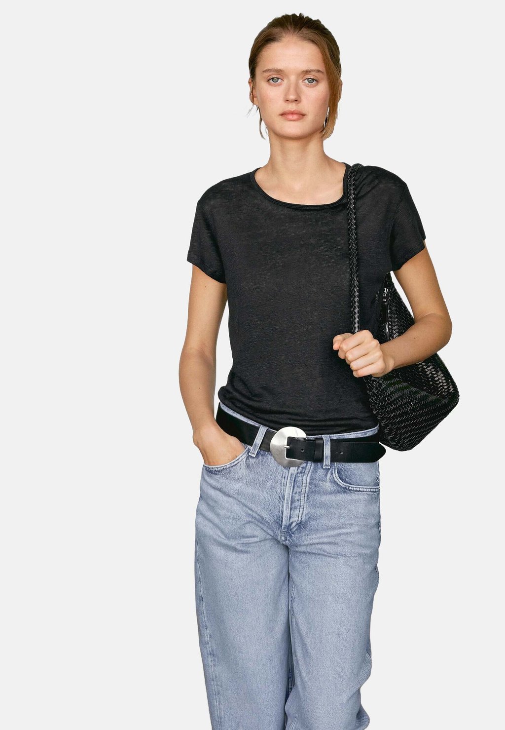 Базовая футболка Massimo Dutti, черный
Базовая футболка Massimo Dutti, черный