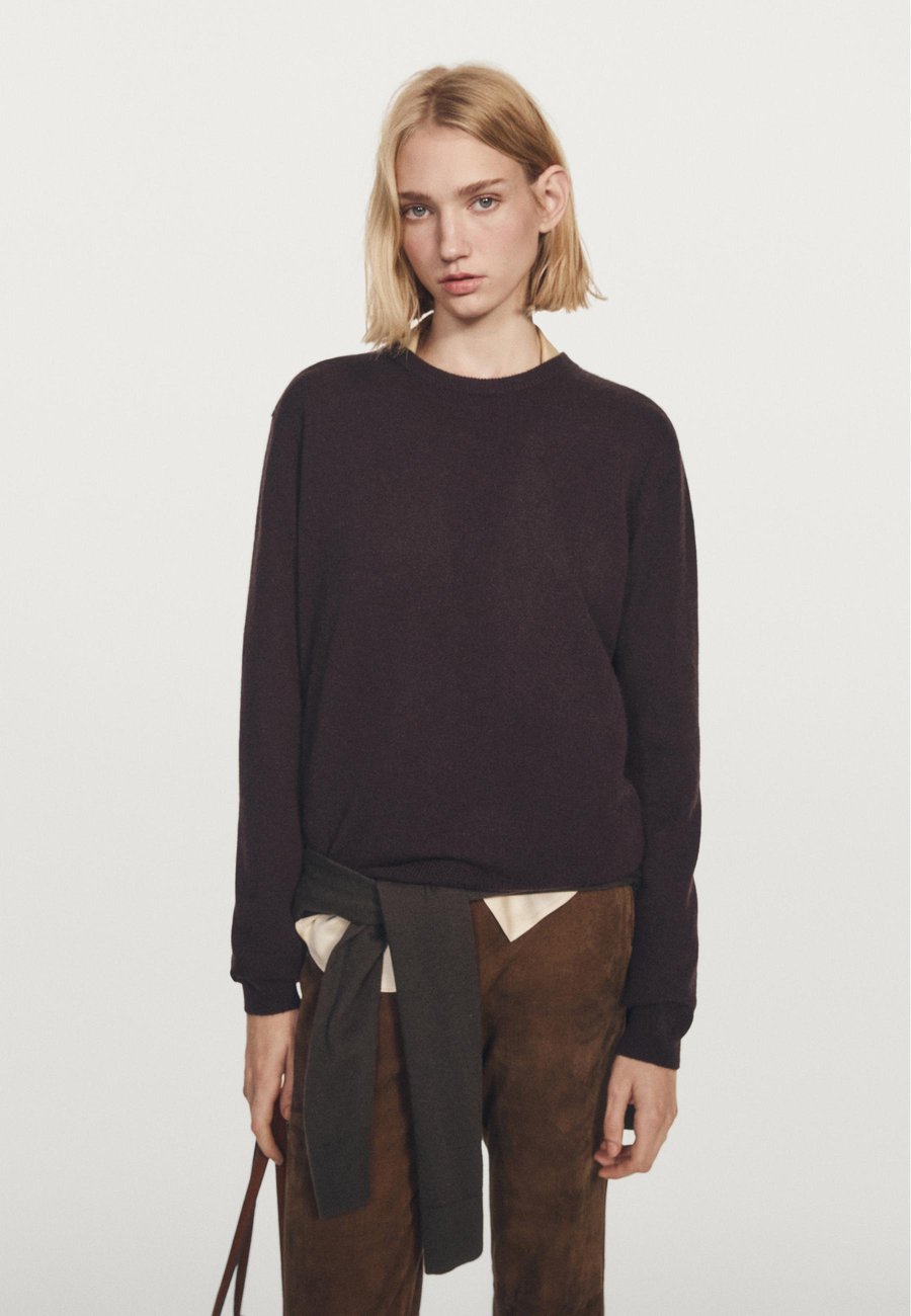 Джемпер Massimo Dutti KNITTED CREW NECK SWEATER, Dark Brown/Brown
Джемпер Massimo Dutti KNITTED CREW NECK SWEATER, Dark Brown/Brown