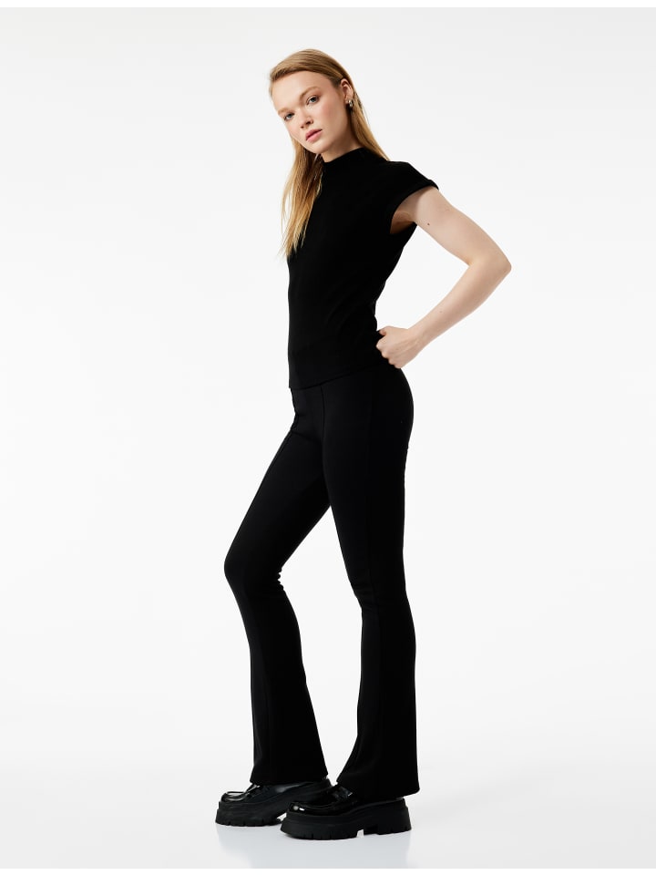 Брюки черного цвета KOTON
Брюки черного цвета KOTON