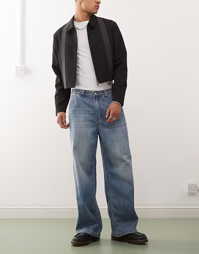 Джинсы Ragged Priest с узким кроем для скейтбординга, средне-синего цвета The Ragged Priest
Джинсы Ragged Priest с узким кроем для скейтбординга, средне-синего цвета The Ragged Priest