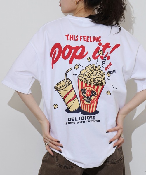 Футболка с короткими рукавами, свободного кроя, с вышивкой, принтом на спине и карманом, из плотной ткани FUNALIVE, белый
Футболка с короткими рукавами, свободного кроя, с вышивкой, принтом на спине и карманом, из плотной ткани FUNALIVE, белый