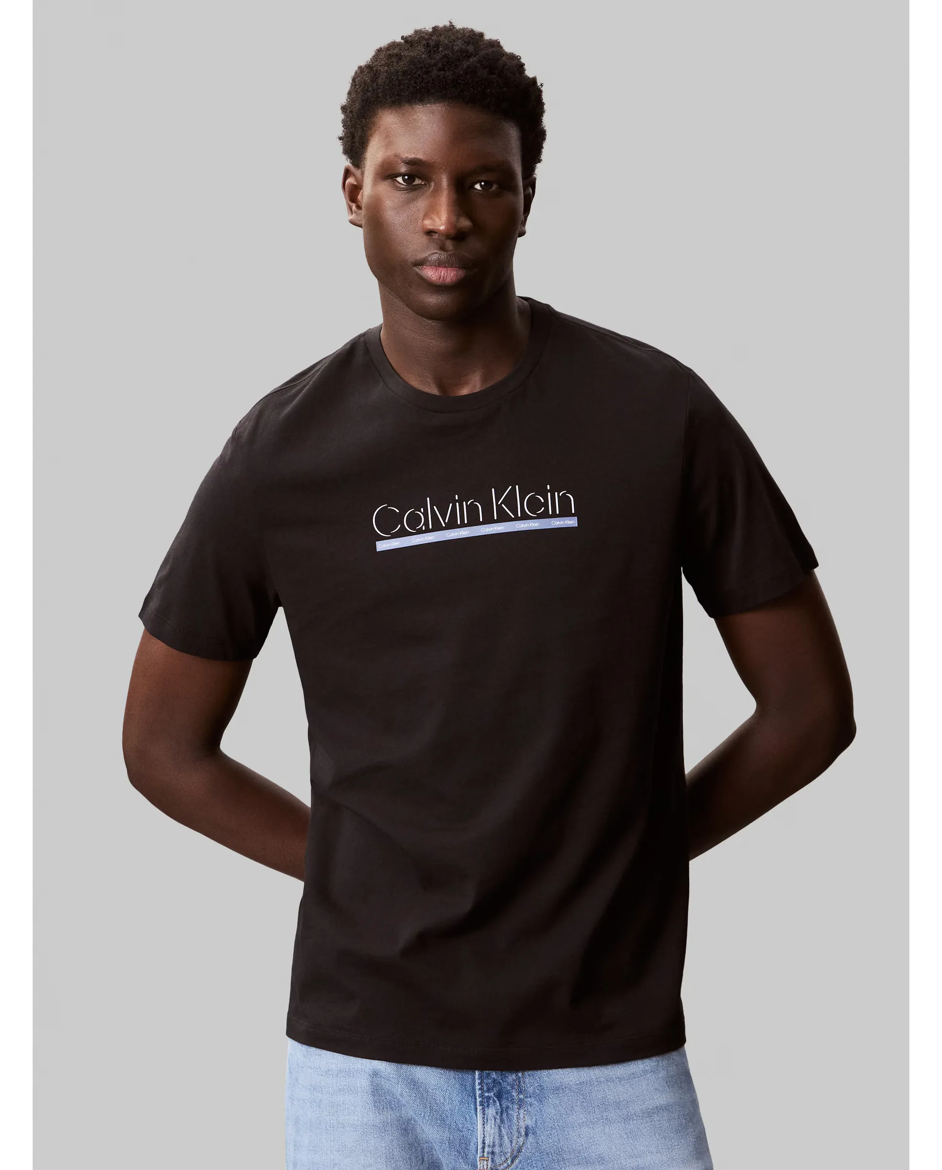 Футболка мужская с логотипом Tape Calvin Klein, черный
Футболка мужская с логотипом Tape Calvin Klein, черный