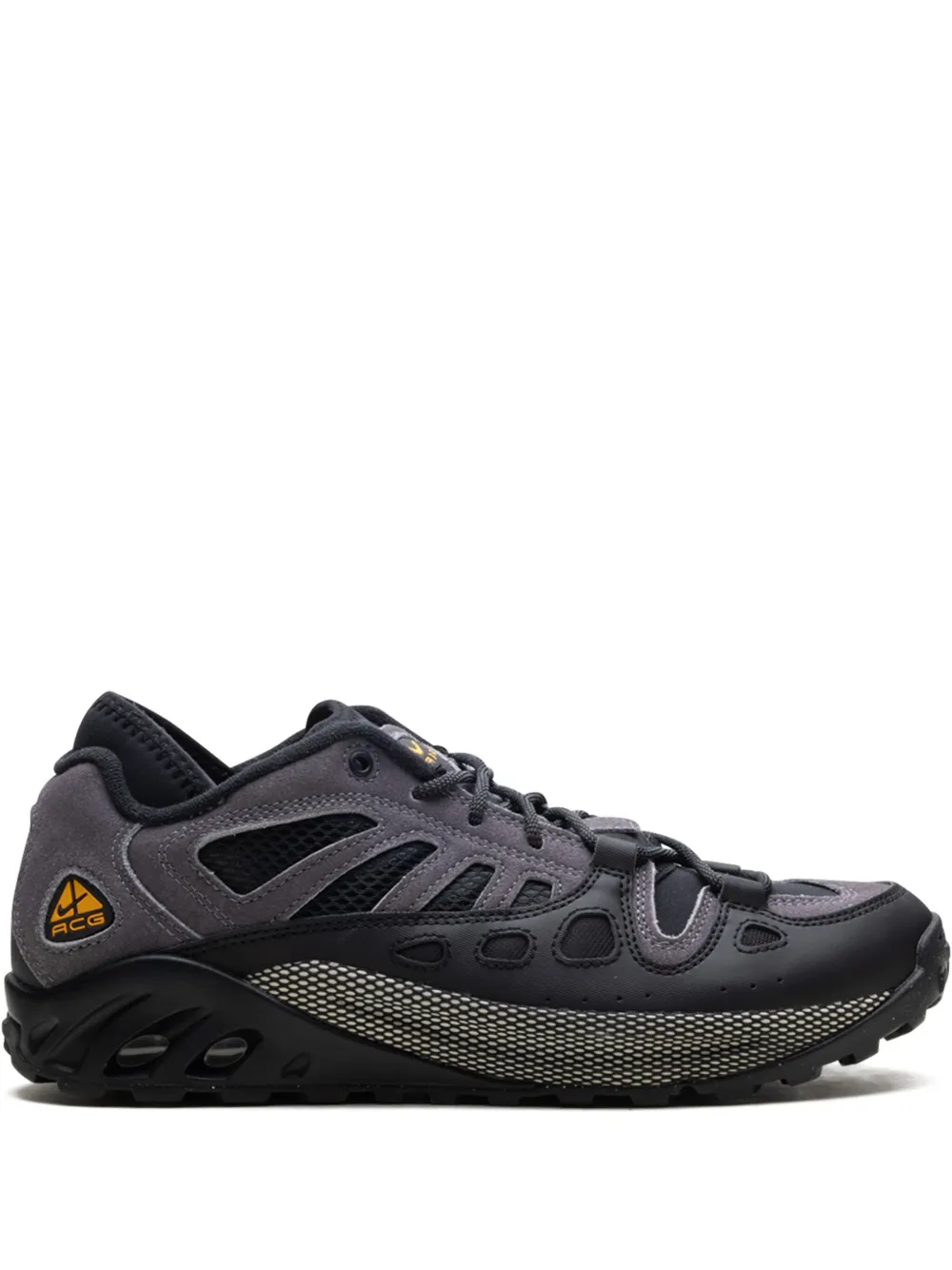 Кроссовки Air Exploraid Light Graphite/Black/Photon Dust/Canyon Gold из коллаборации с ACG Nike, серый 
Кроссовки Air Exploraid Light Graphite/Black/Photon Dust/Canyon Gold из коллаборации с ACG Nike, серый