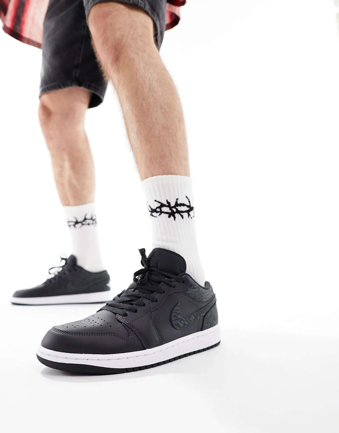 Черно-белые кроссовки Air Jordan 1 Low, Черный, Черно-белые кроссовки Air Jordan 1 Low
Черно-белые кроссовки Air Jordan 1 Low, Черный, Черно-белые кроссовки Air Jordan 1 Low