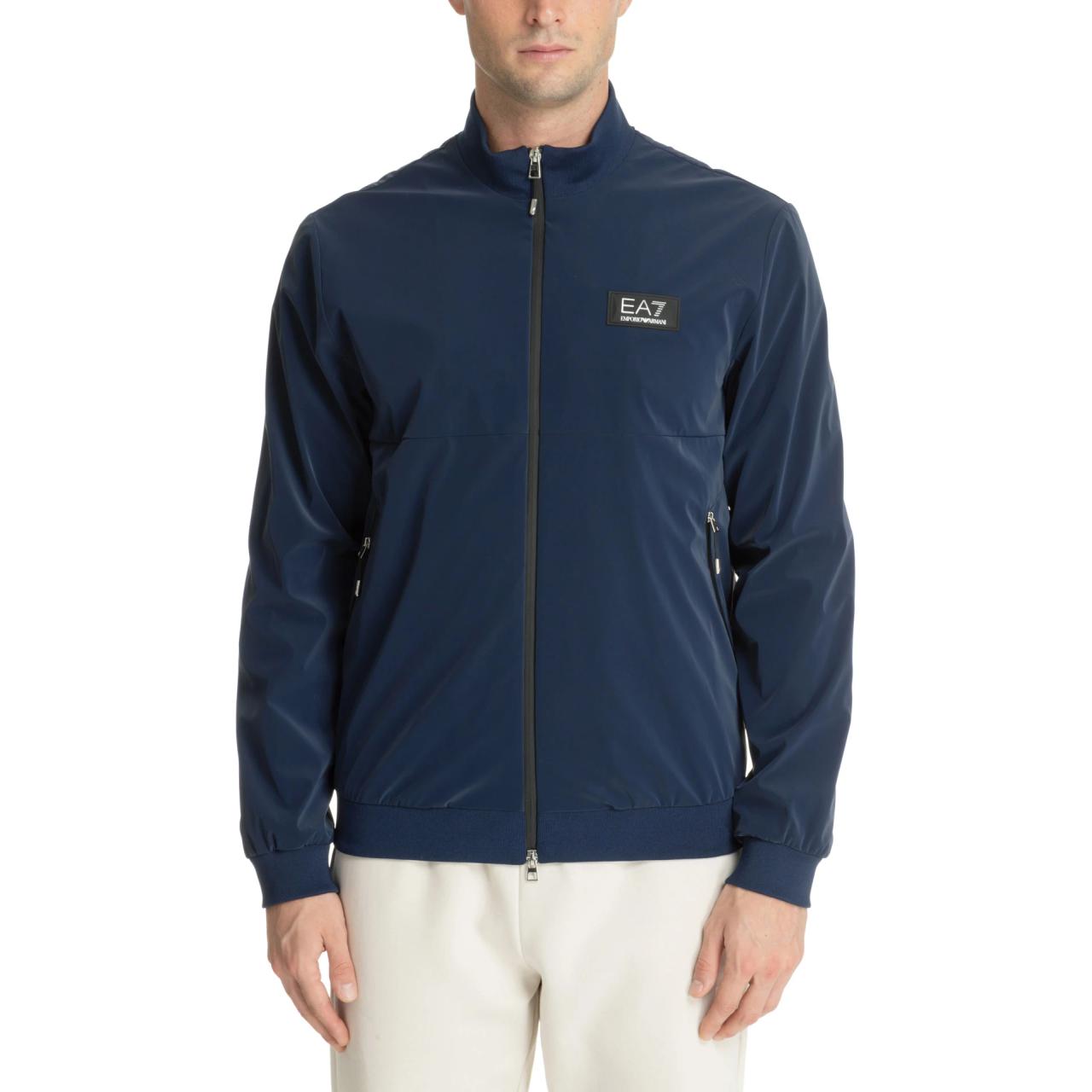 Emporio Armani Куртки и пальто мужские, синие
Emporio Armani Куртки и пальто мужские, синие