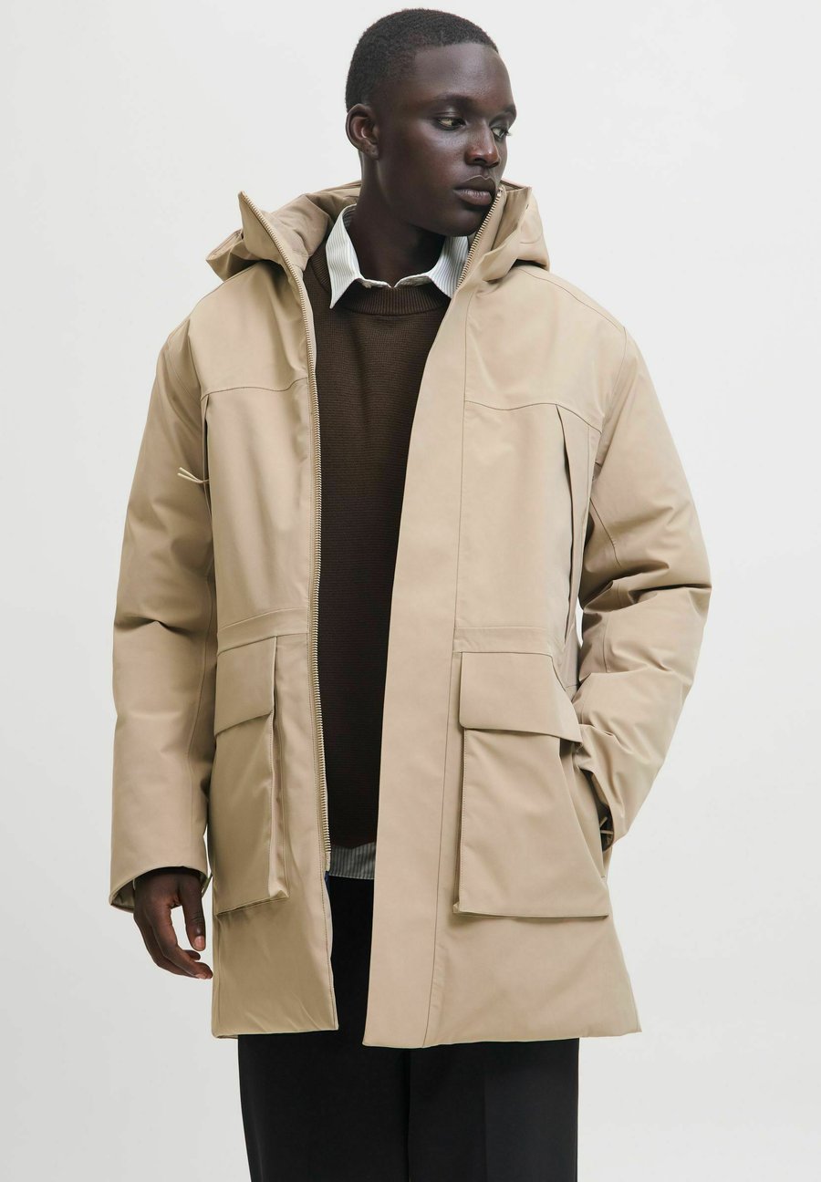 Пальто Jack & Jones PREMIUM Winter coat, Weathered Teak/Sand
Пальто Jack & Jones PREMIUM Winter coat, Weathered Teak/Sand