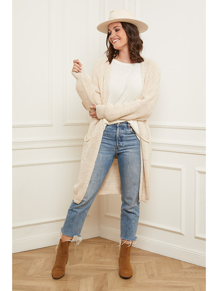 Кардиган Curvy Lady, кремовый
Кардиган Curvy Lady, кремовый