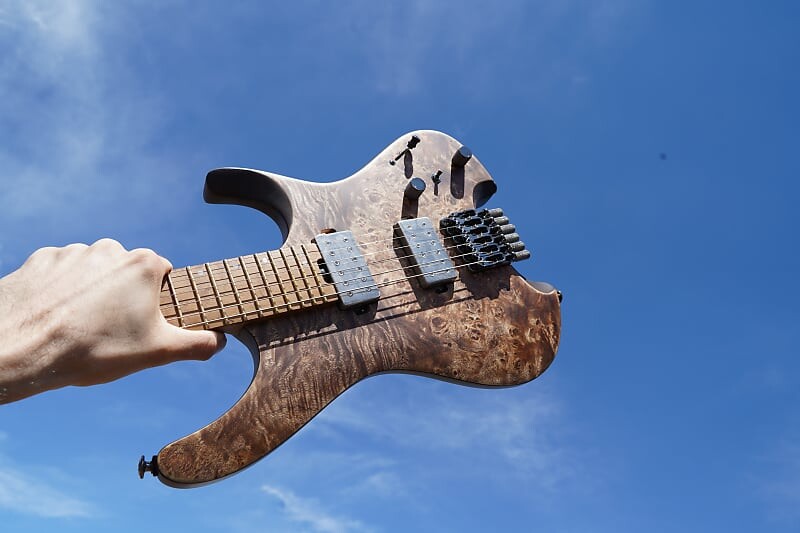 Электрогитара Ibanez Q52PB - Antique Brown Stained Headless 6-String Electric Guitar w/ Gig Bag
Электрогитара Ibanez Q52PB - Antique Brown Stained Headless 6-String Electric Guitar w/ Gig Bag