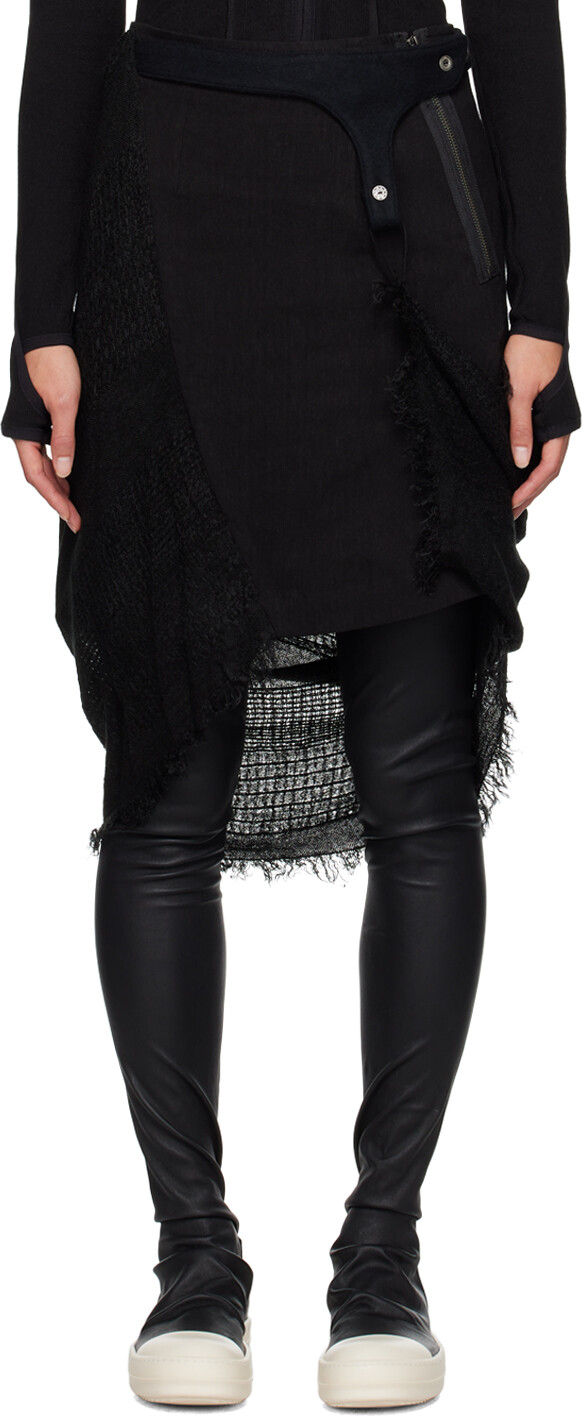 Черная юбка миди с бахромой HYEIN SEO
Черная юбка миди с бахромой HYEIN SEO