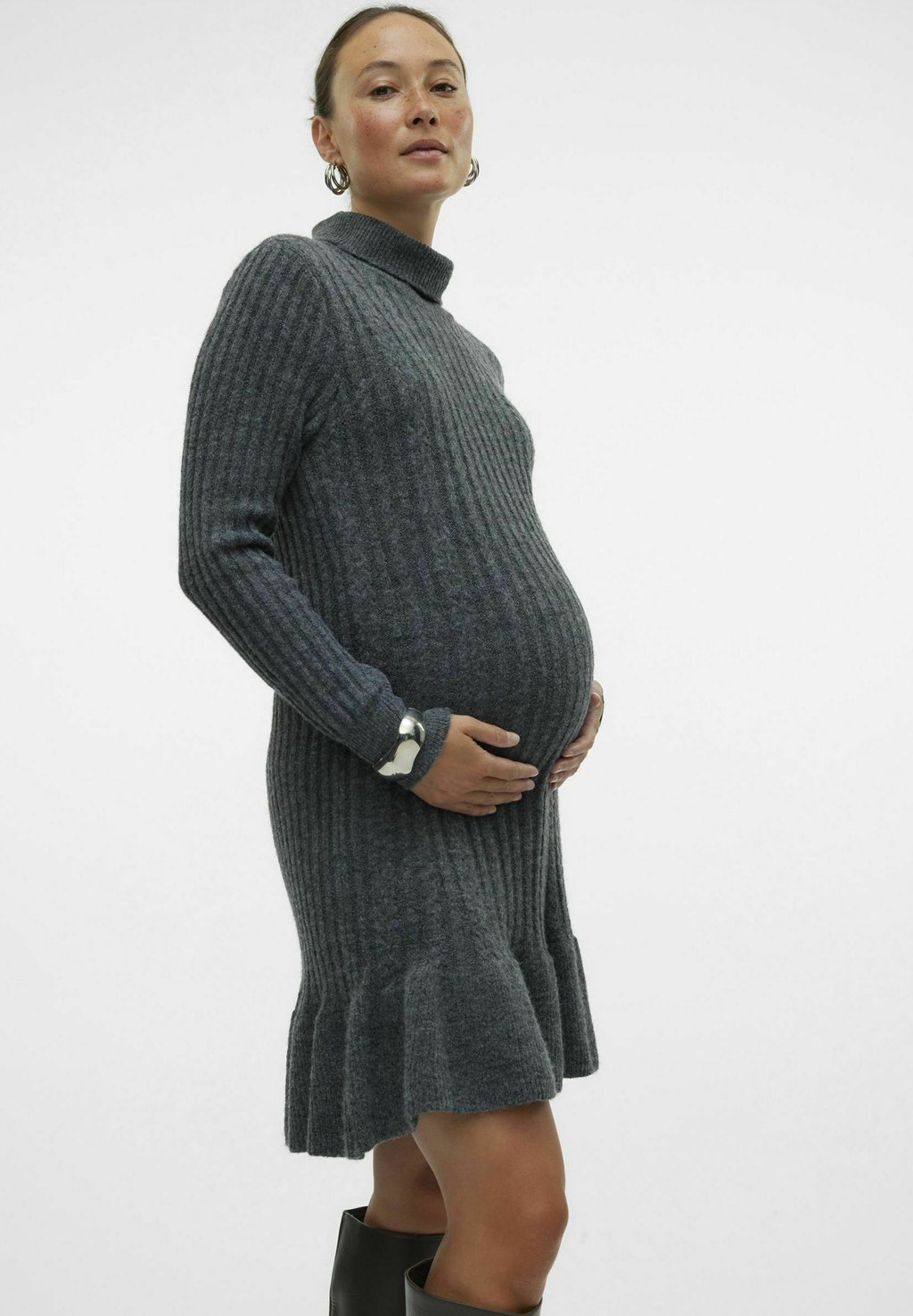 Платье-джемпер HIRA MAMALICIOUS, темно-серый
Платье-джемпер HIRA MAMALICIOUS, темно-серый