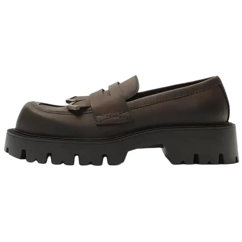 ZARA Лоферы мужские коричневые
ZARA Лоферы мужские коричневые