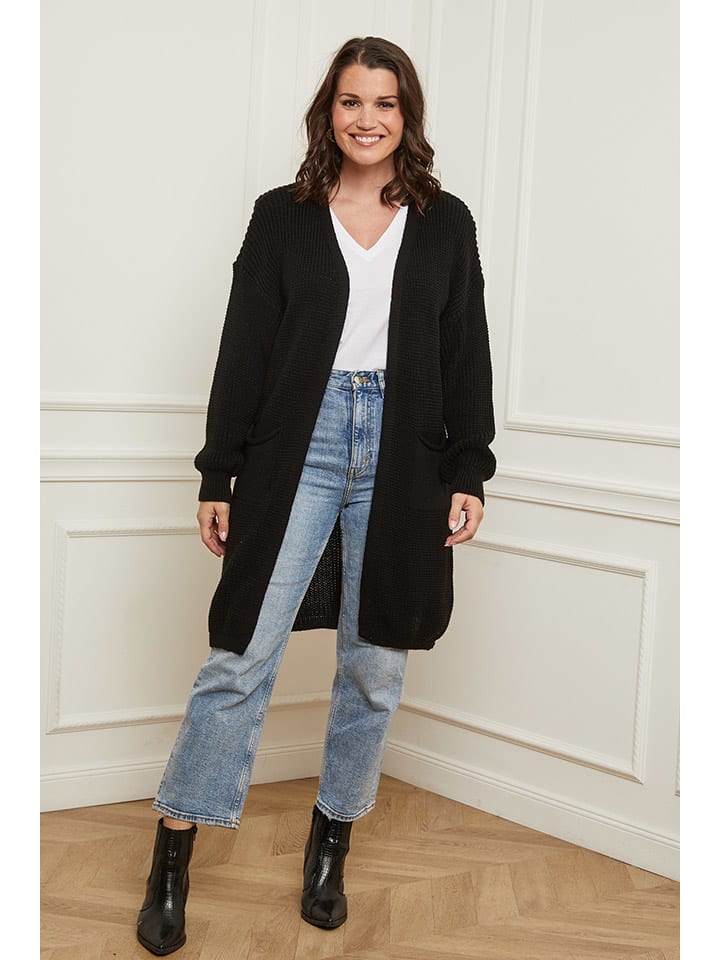 Кардиган Curvy Lady, черный
Кардиган Curvy Lady, черный