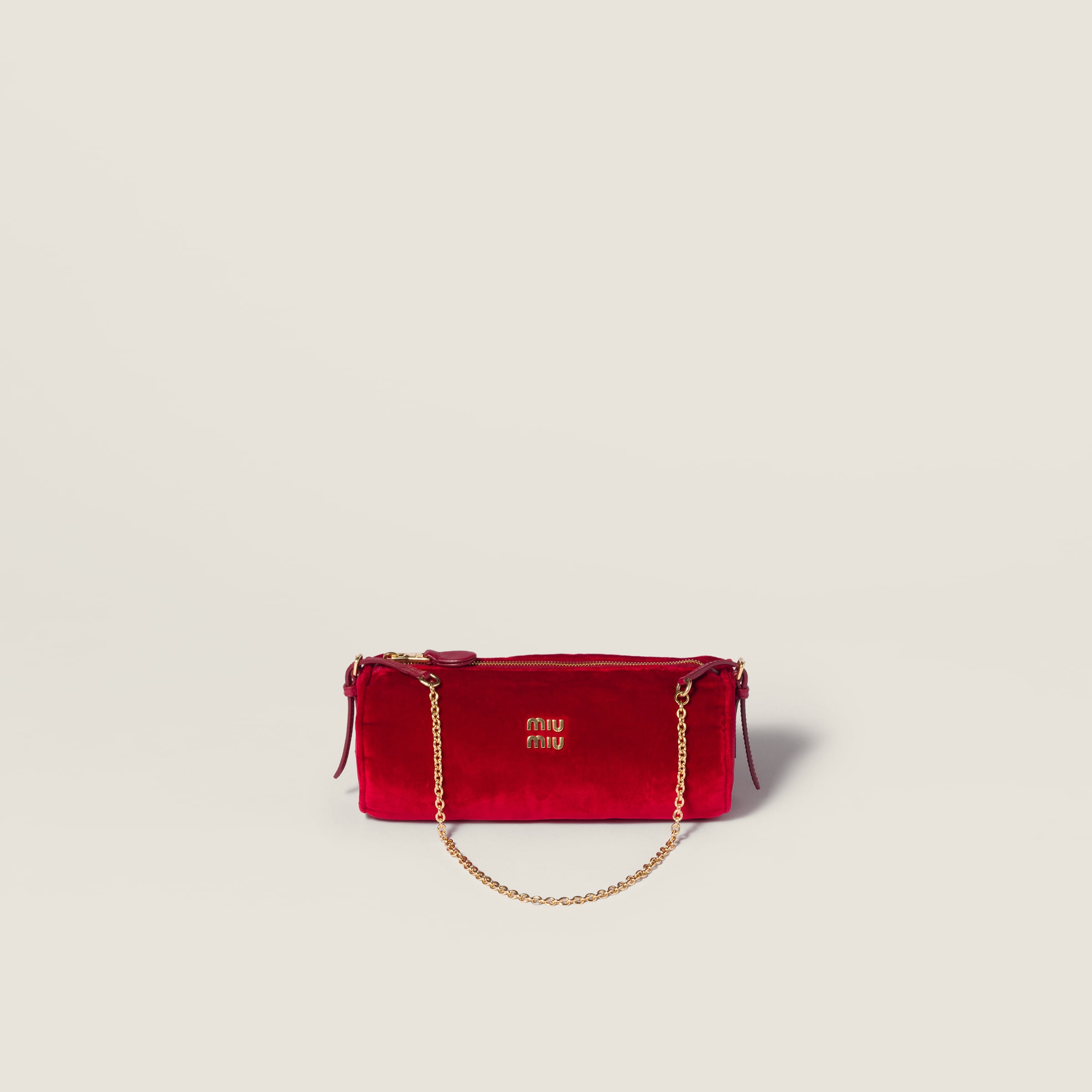 Бархатный мешочек MIU MIU, красные
Бархатный мешочек MIU MIU, красные