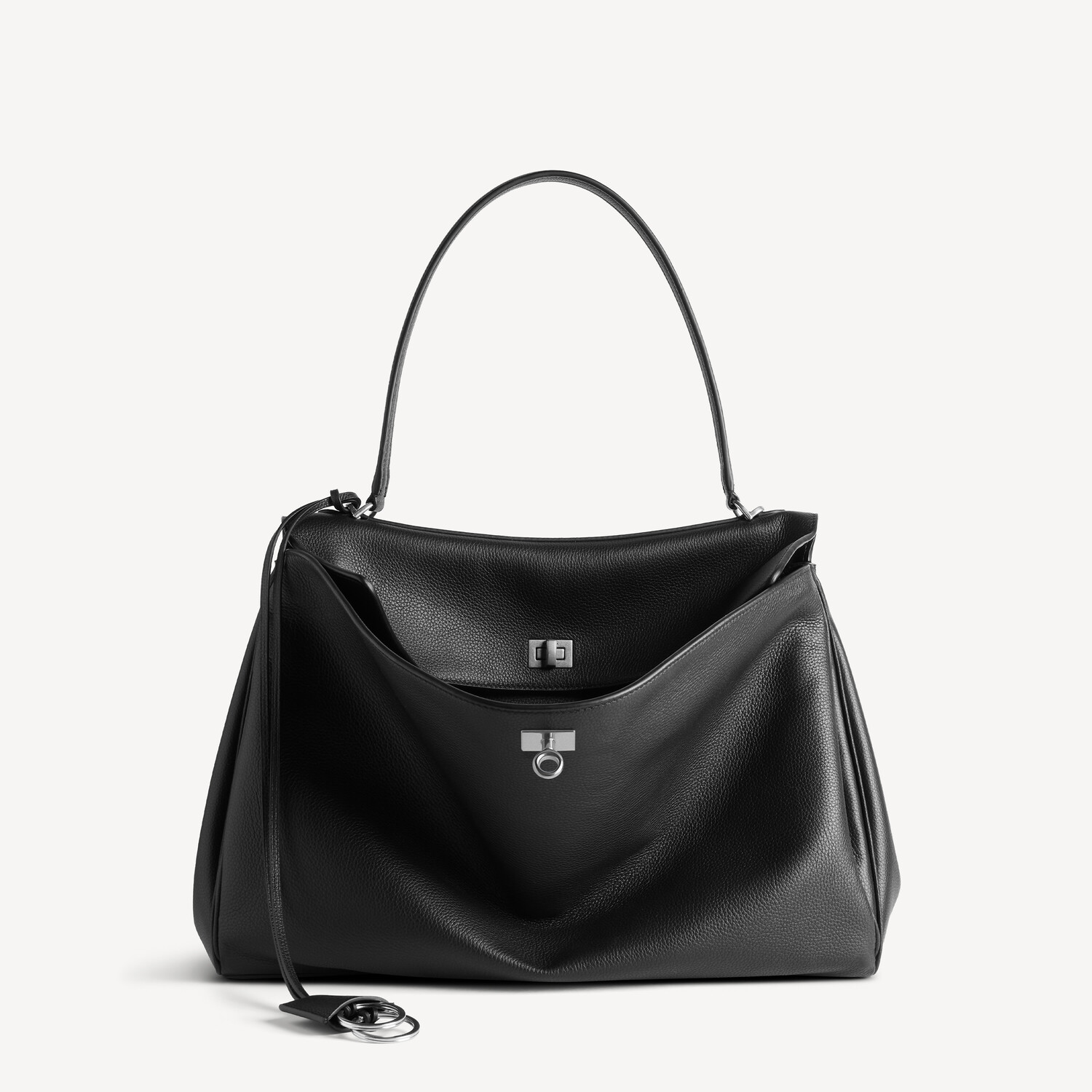 BALENCIAGA Сумка Rodeo, большая, из зернистой телячьей кожи, черная
BALENCIAGA Сумка Rodeo, большая, из зернистой телячьей кожи, черная