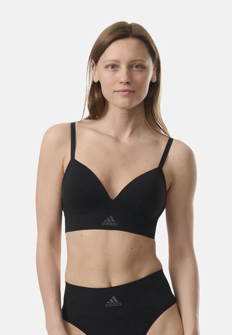 Бюстгальтер Adidas Sportswear ACTIVE SEAMLESS MICRO STRETCH, Black
Бюстгальтер Adidas Sportswear ACTIVE SEAMLESS MICRO STRETCH, Black