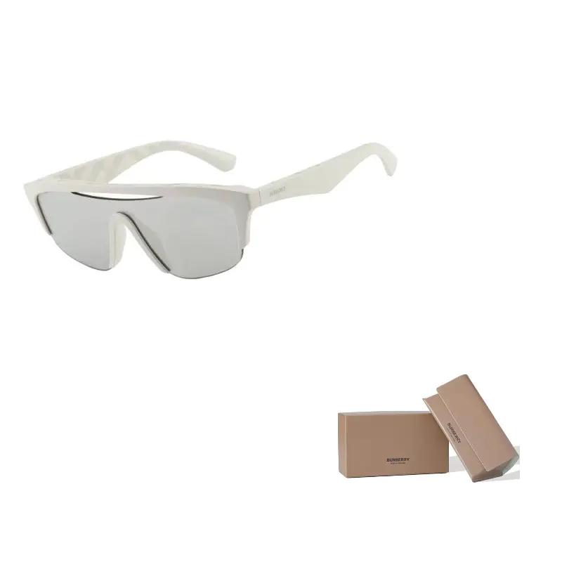 Burberry Солнцезащитные очки с пластиковой оправой неправильной формы унисекс серые, Gray
Burberry Солнцезащитные очки с пластиковой оправой неправильной формы унисекс серые, Gray