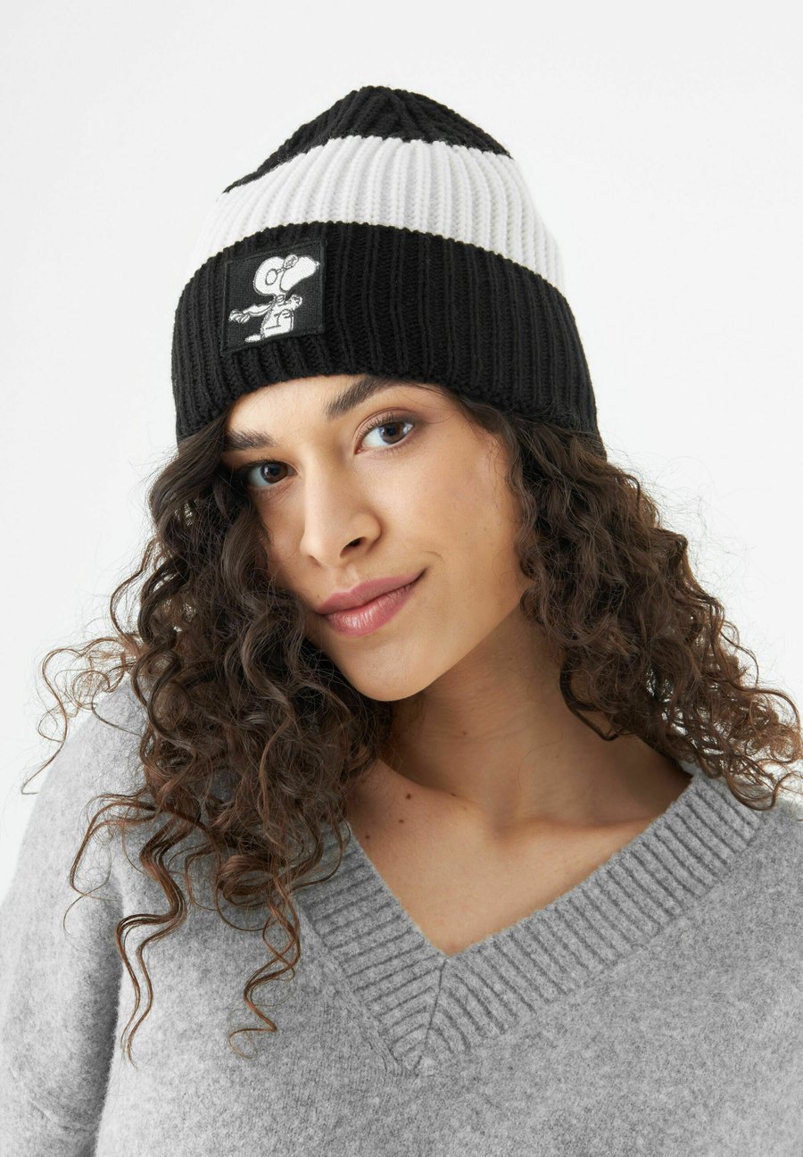 Шапка Codello Beanie, Schwarz/Black
Шапка Codello Beanie, Schwarz/Black