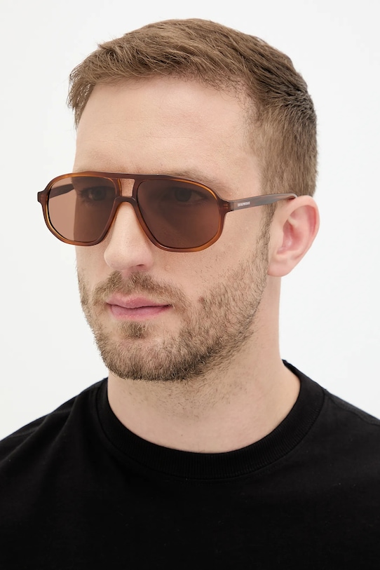 Солнцезащитные очки Emporio Armani, коричневый
Солнцезащитные очки Emporio Armani, коричневый