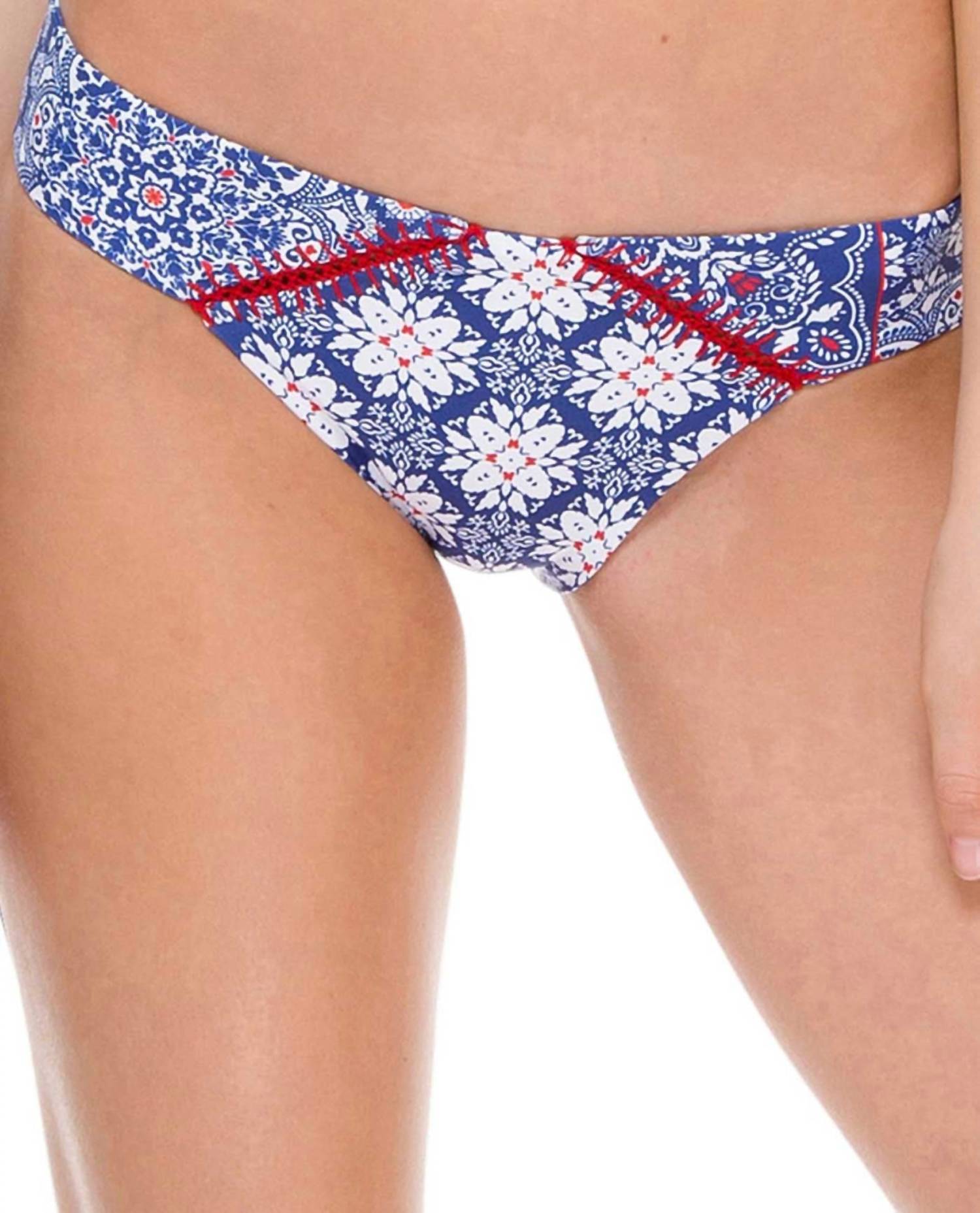 Купальник женский Luli Fama, цвет naughty girl
Купальник женский Luli Fama, цвет naughty girl