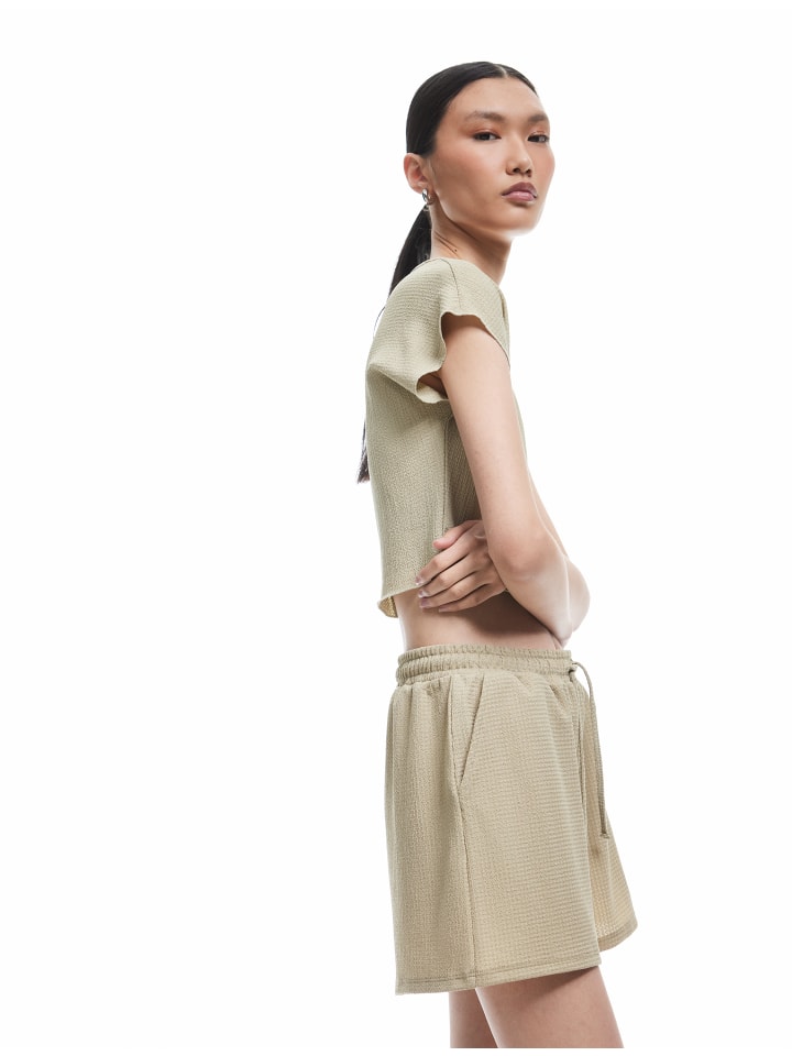 Тканевые шорты KOTON
Тканевые шорты KOTON