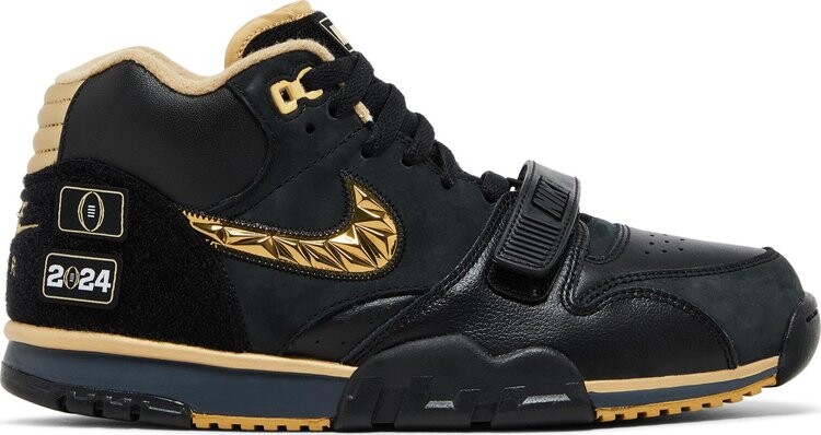 Кроссовки Air Trainer 1 'College Football Playoffs Pack - Black', черный
Кроссовки Air Trainer 1 'College Football Playoffs Pack - Black', черный