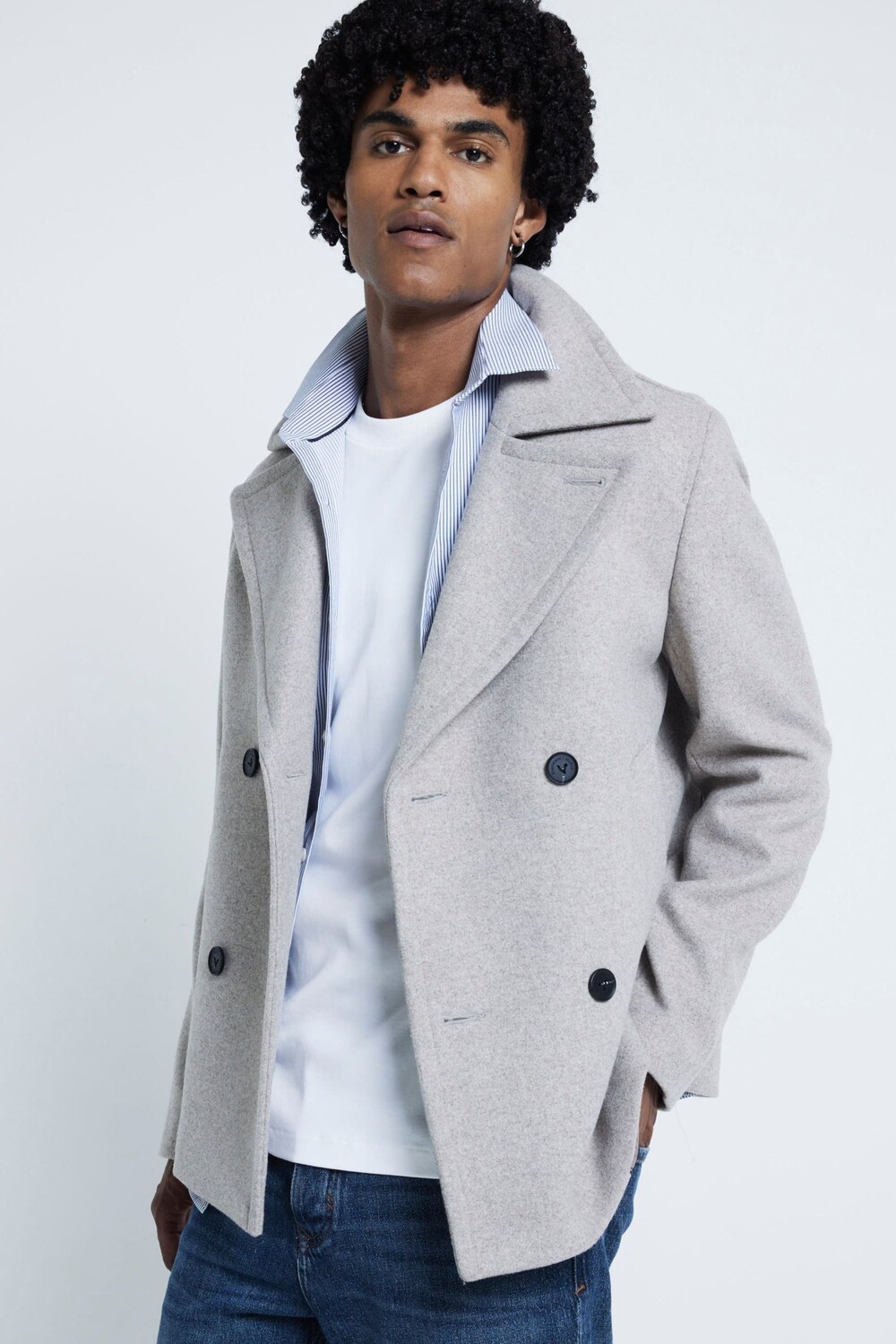 Шерстяное пальто для поездок на работу River Island, серый
Шерстяное пальто для поездок на работу River Island, серый