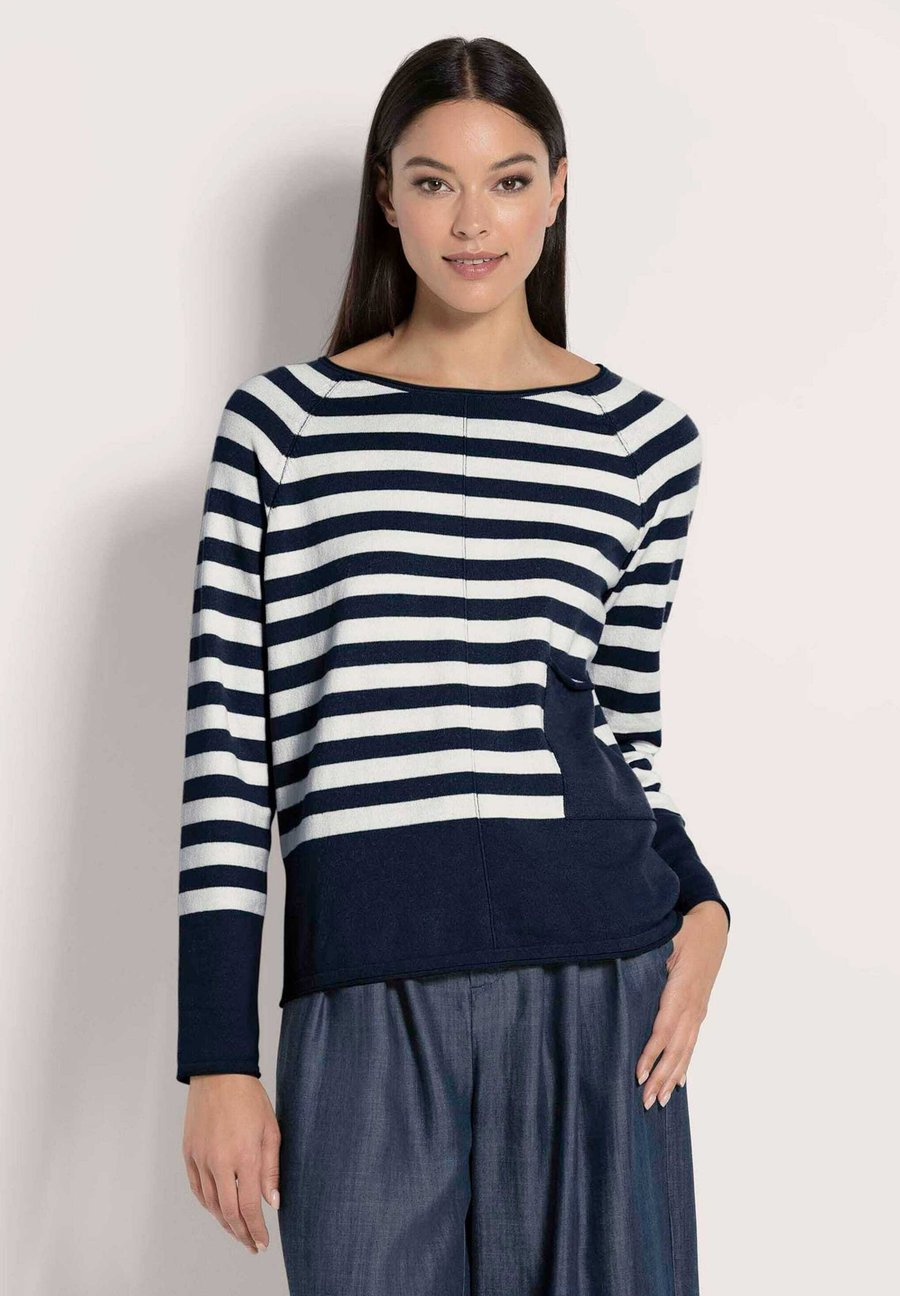 Джемпер MADELEINE UNDHALS-MIT TASCHE, Navy Wool White/Black Denim
Джемпер MADELEINE UNDHALS-MIT TASCHE, Navy Wool White/Black Denim